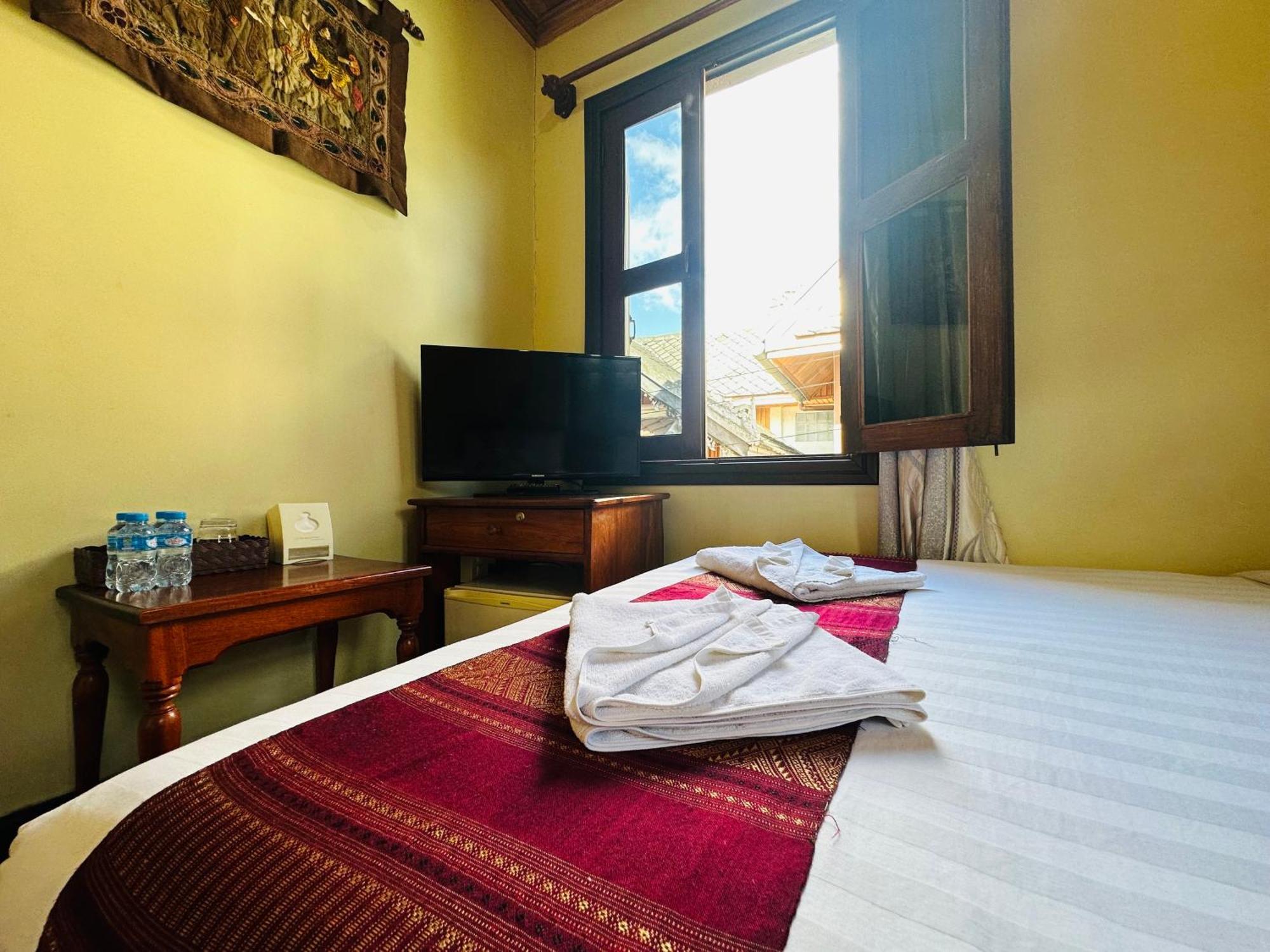 Anisa Mekong Riverside Villa Luang Prabang Ngoại thất bức ảnh