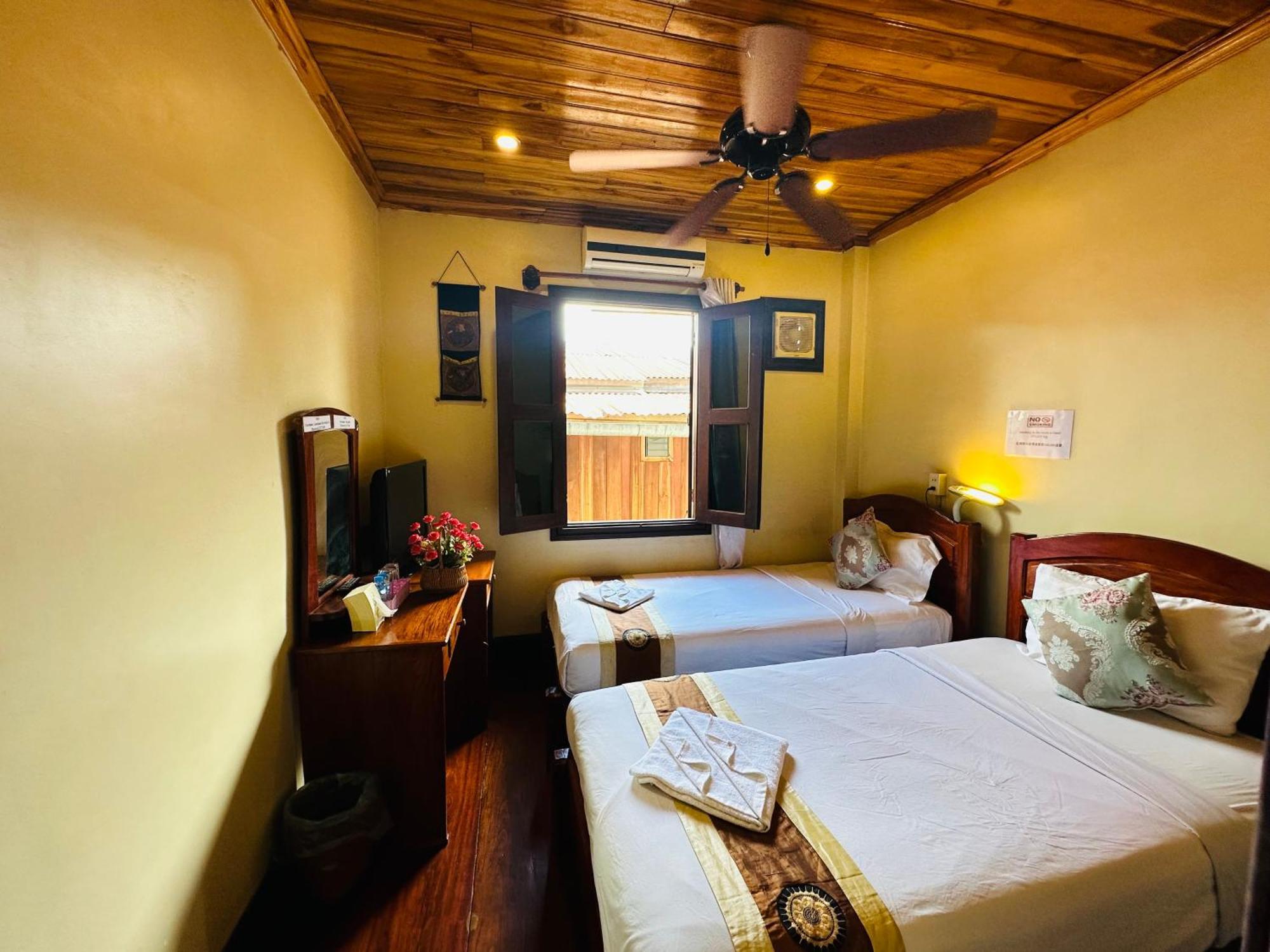 Anisa Mekong Riverside Villa Luang Prabang Ngoại thất bức ảnh